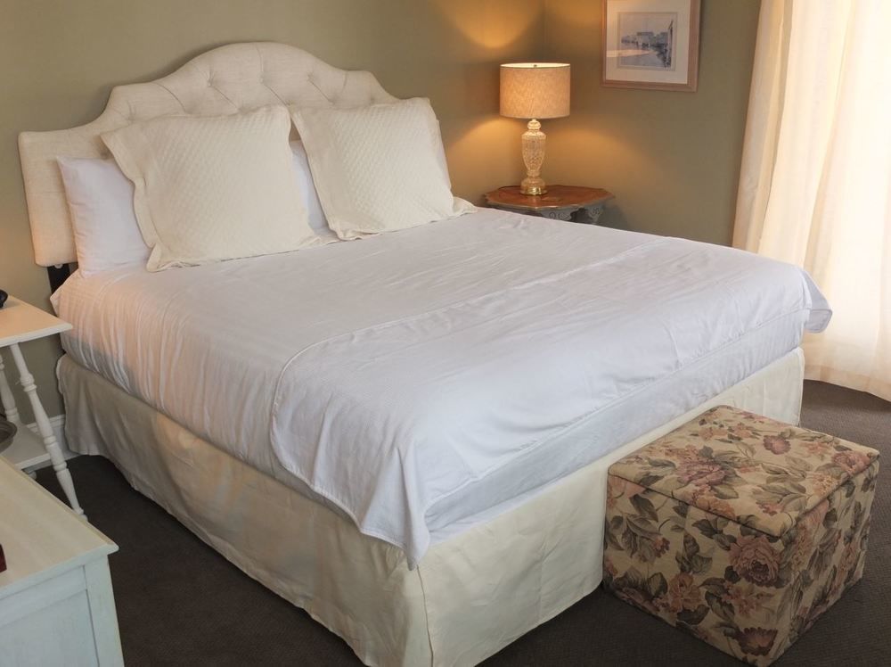 The English Inn Eaton Rapids エクステリア 写真